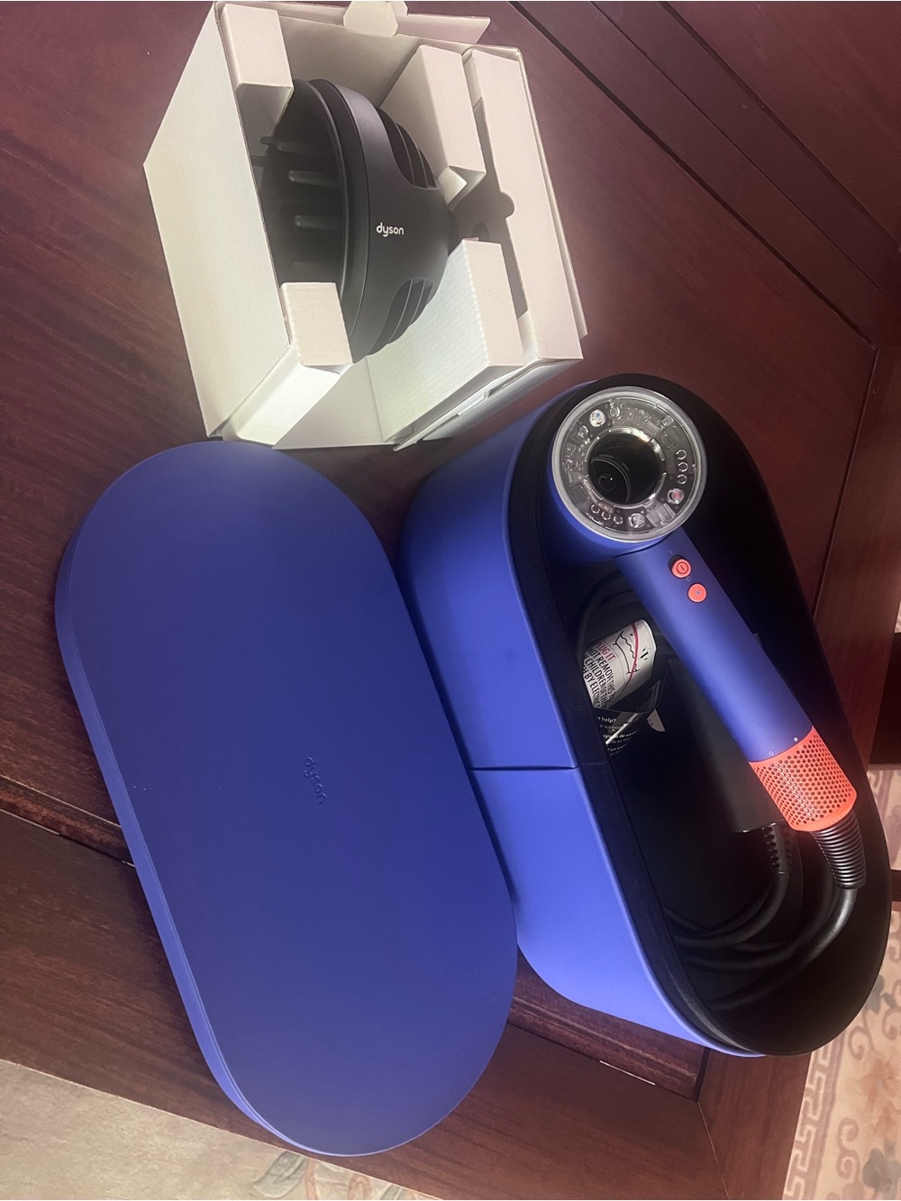 Dyson Supersonic Nural™ hair dryer
(Prussian Blue/Rich Copper) - Picture 4 of 4